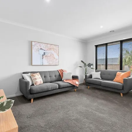 Summer Breeze - 10 Mins To Barwon Heads & Torquay! Mount Duneed Exterior photo